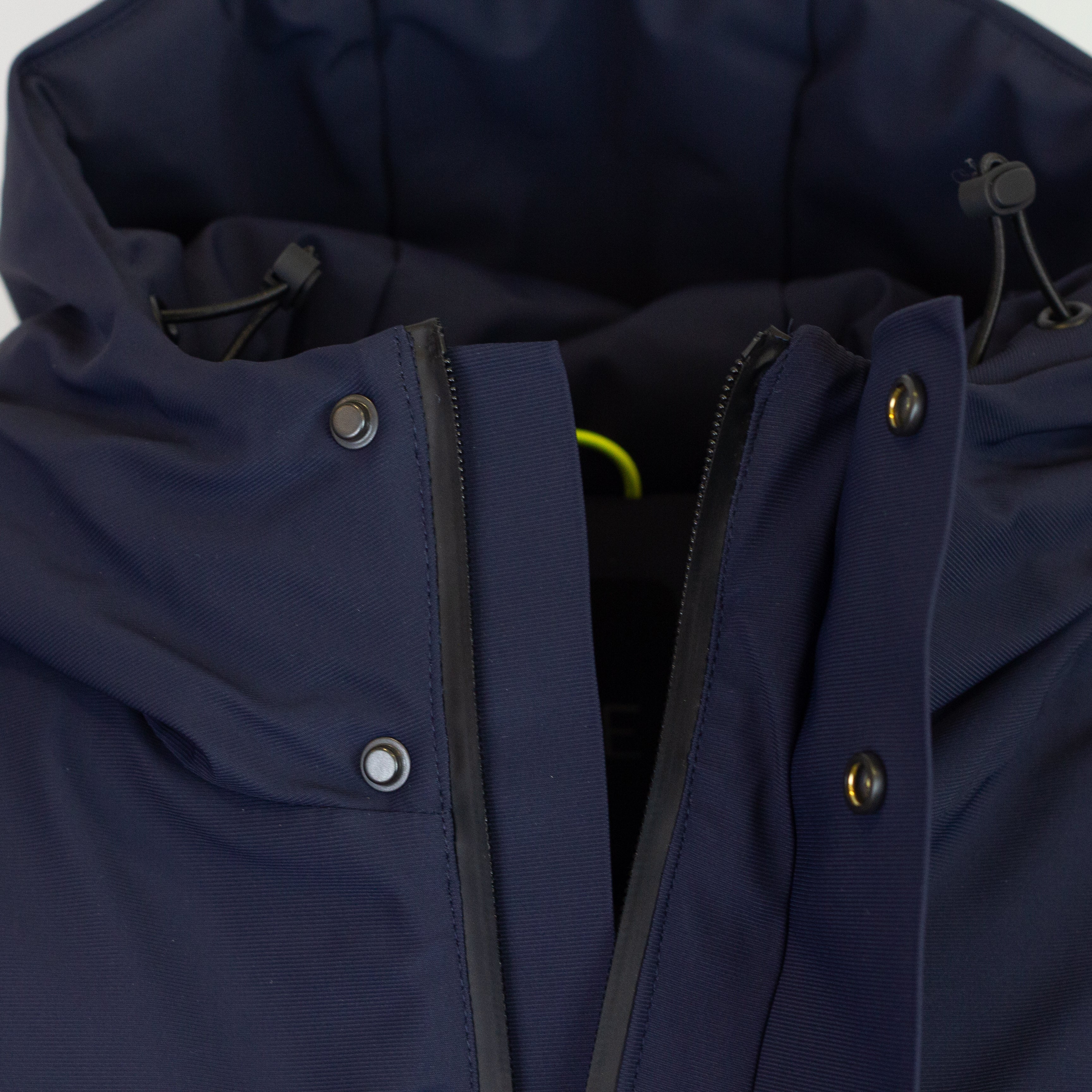 Giubbino More Carson