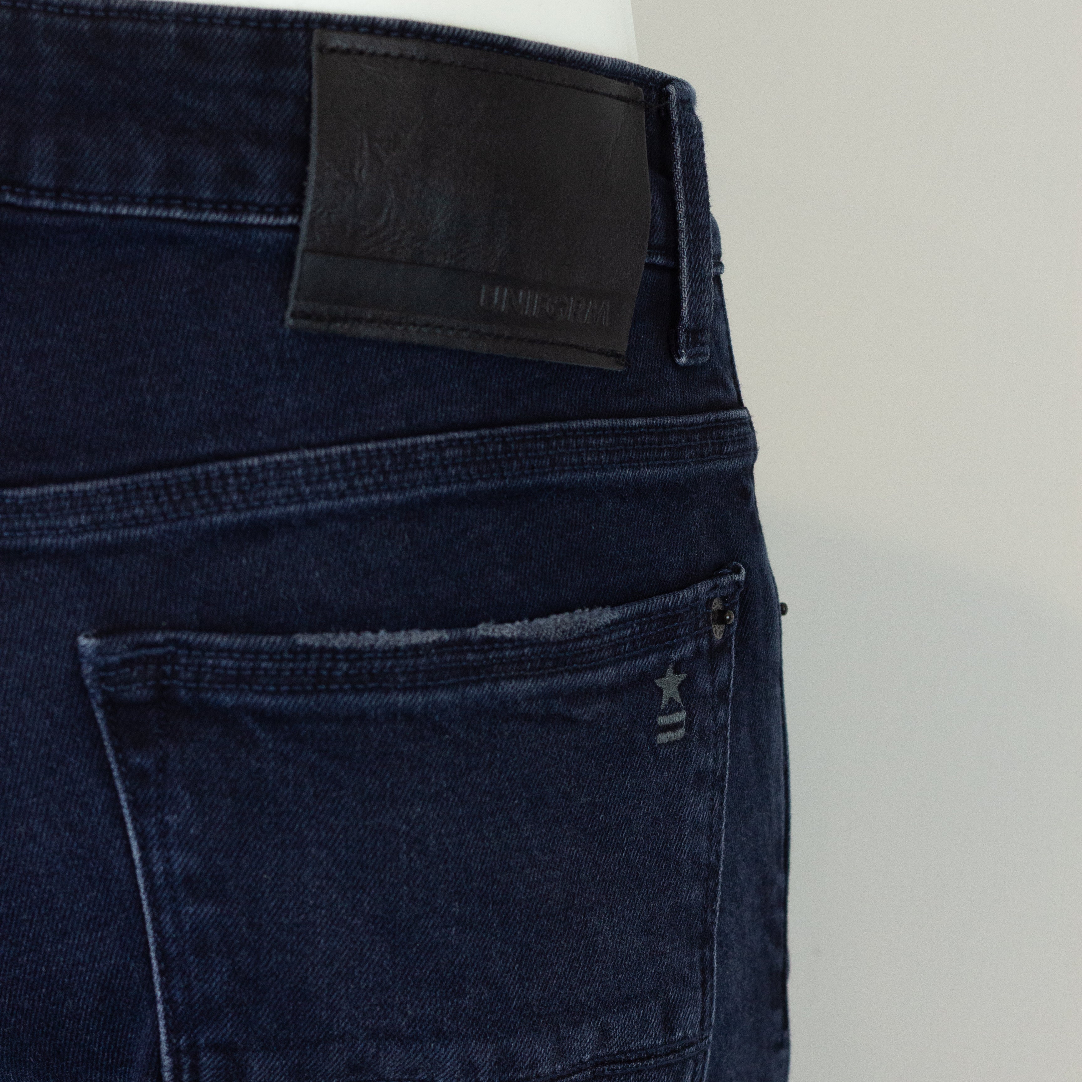 Jeans Uniform Dean 675