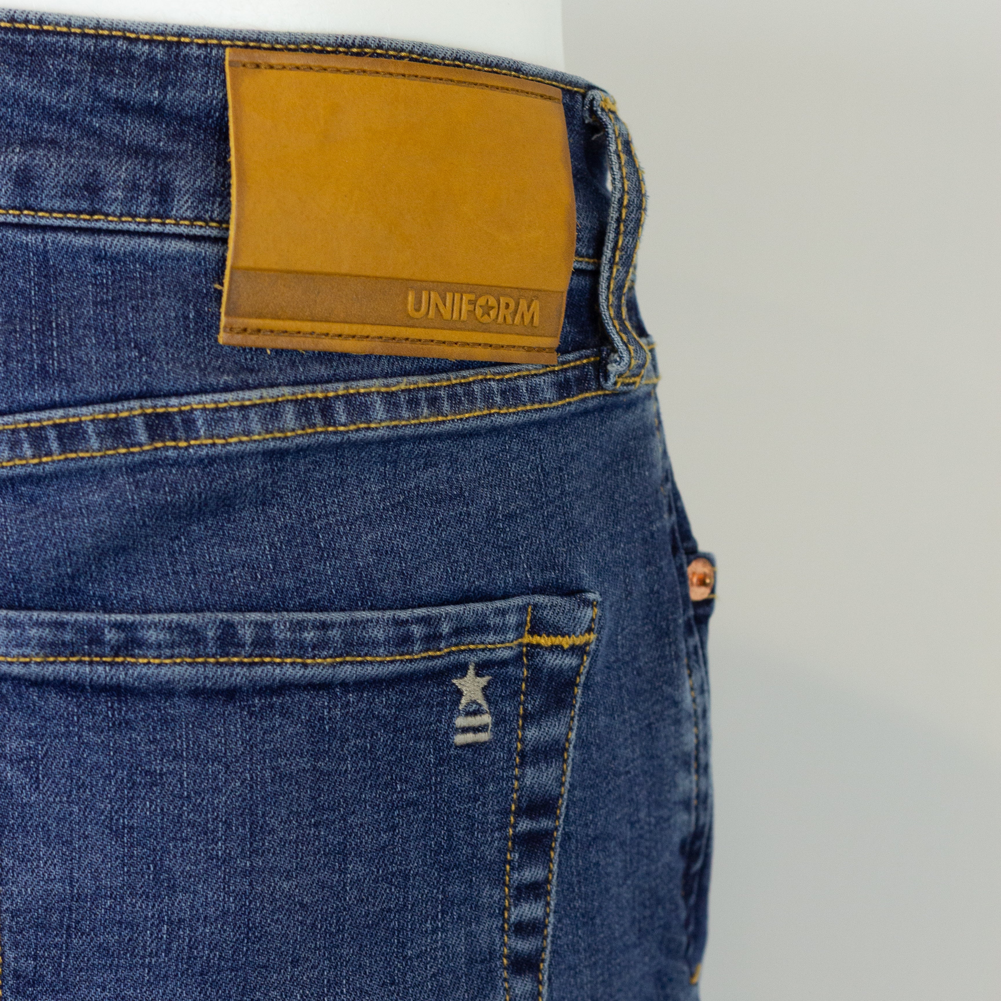 Jeans Uniform Ibanez 706